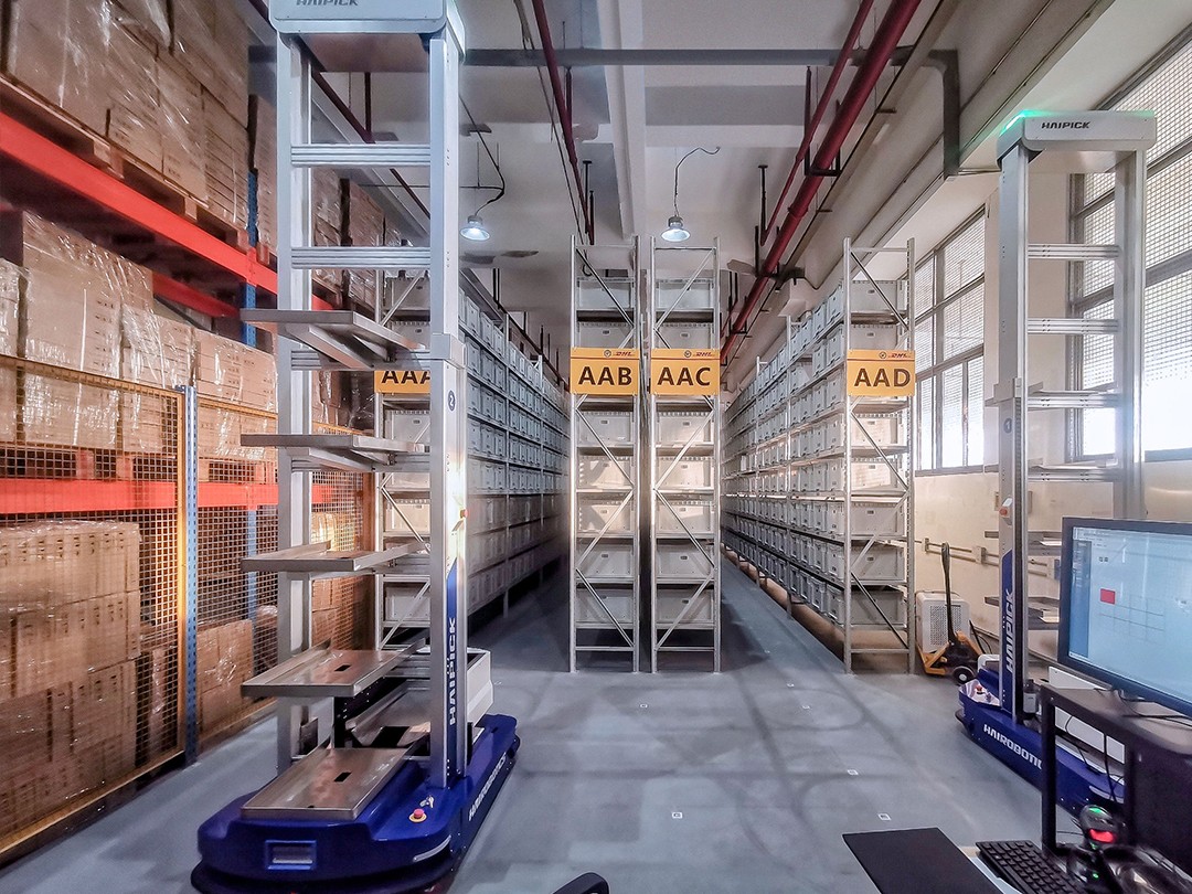 warehouse robots for SF.jpg.jpg