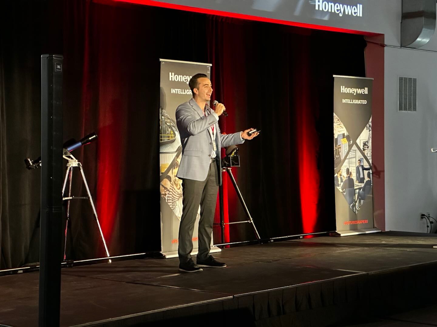 Will McInnis, Technical Sales Executive at Hai Robotics, presenting at the 2025 Honeywell automation partner event